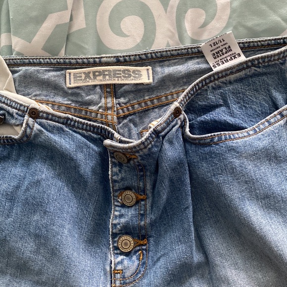 Express Jeans 11/12 R (precision fit hipster flare) - Picture 2 of 5